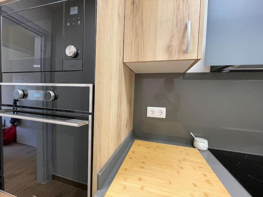 Superflat Near Beach 15' Center Sant Adria de Besos Ngoại thất bức ảnh