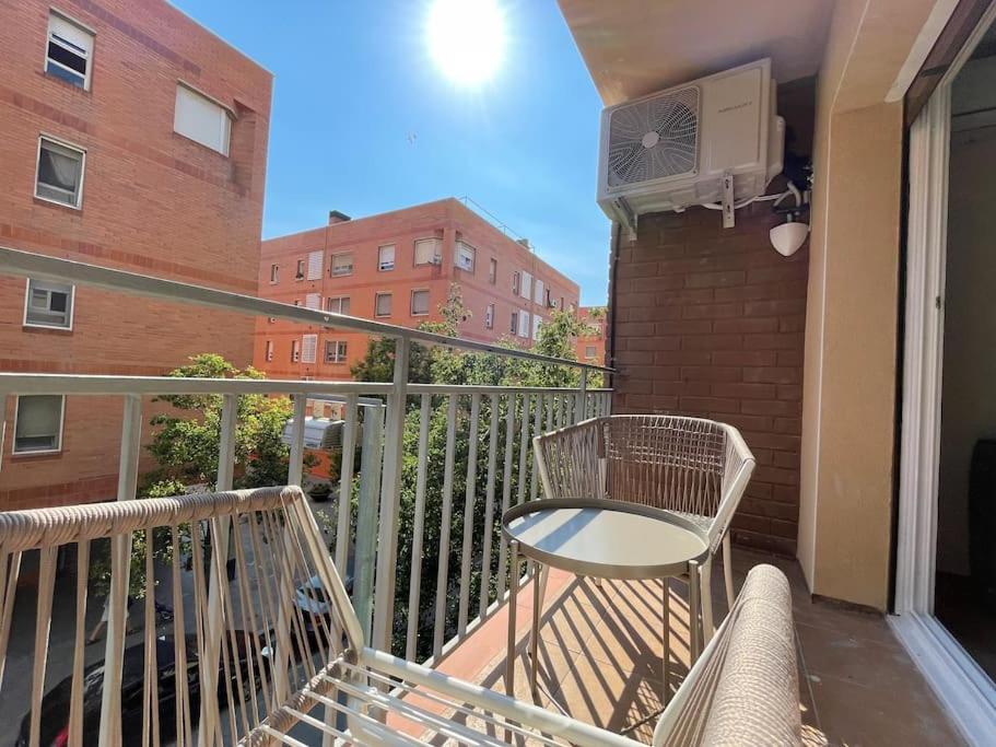 Superflat Near Beach 15' Center Sant Adria de Besos Ngoại thất bức ảnh
